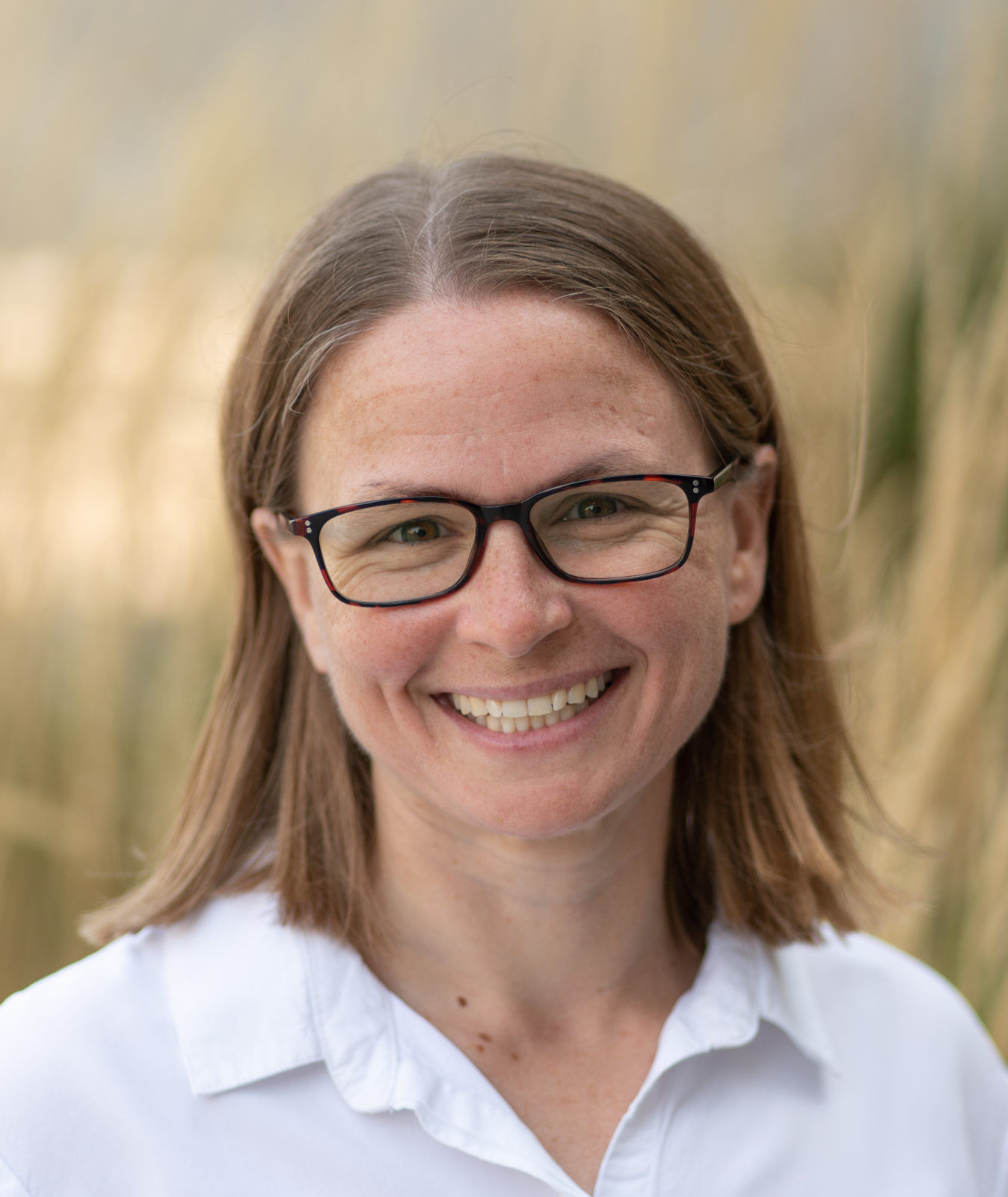 Sarah Pandl Headshot